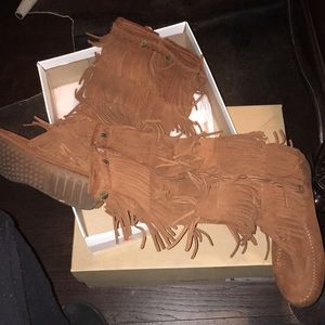 Dark Tan Minnetonka Suede Fringe Boots Size 8